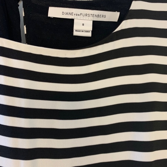 DVF Kendra Striped Open Back Jumpsuit Size 8 - Picture 7 of 9